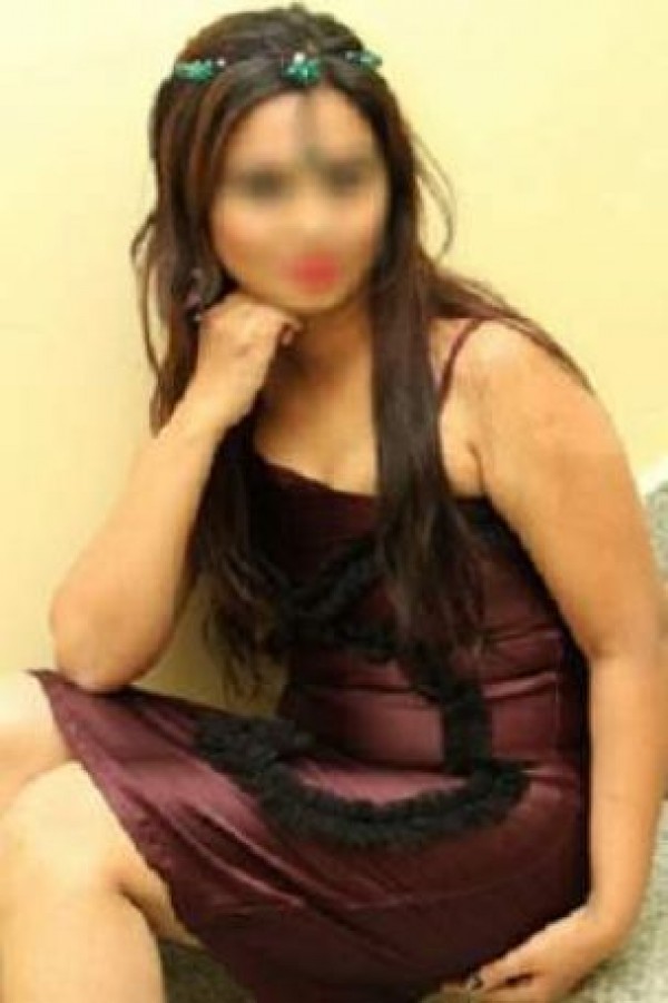 Call Girls Maharashtra: TAKE ME TO A PARTY I’M A WOMAN, VICIOUS WITH A RICH PUSSY TO MASSAGE YOU