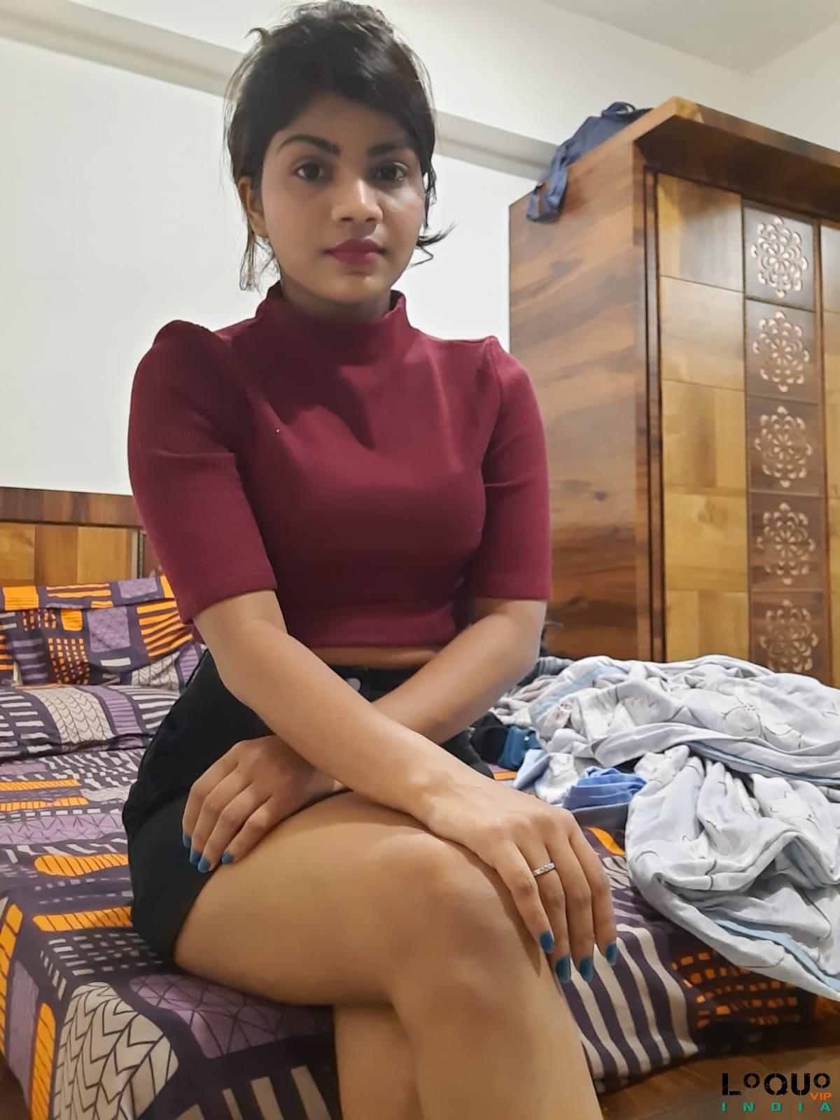 Call Girls Telangana: Myself ❣️ divyanshi❣️ best VIP high profile sarvice available