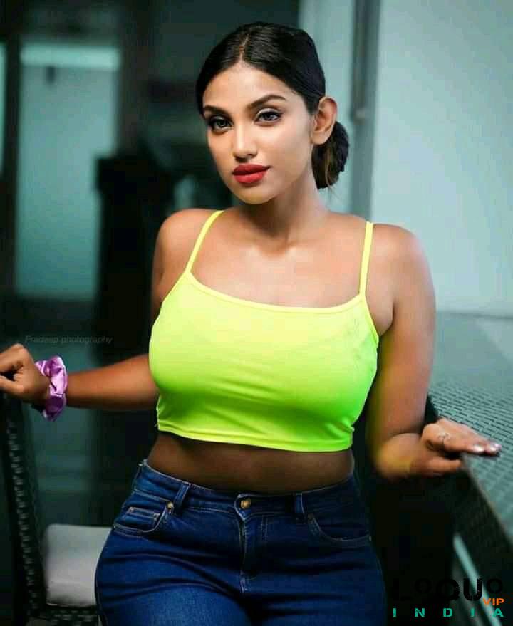 Massages West Bengal: Best Kamasutra aroma massage with naked sex sucking happy ending