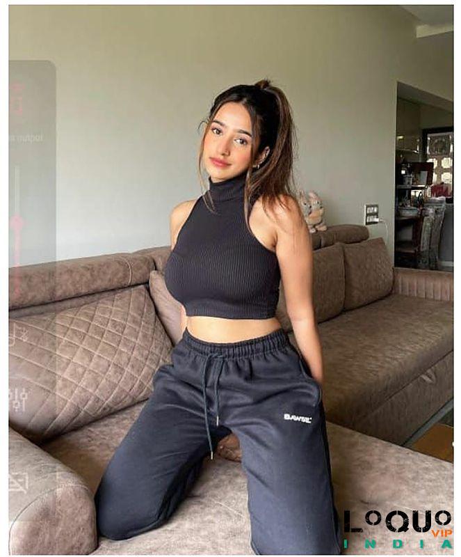 Call Girls Punjab: Amritsar beautiful college girls unlimited provide enjoyment